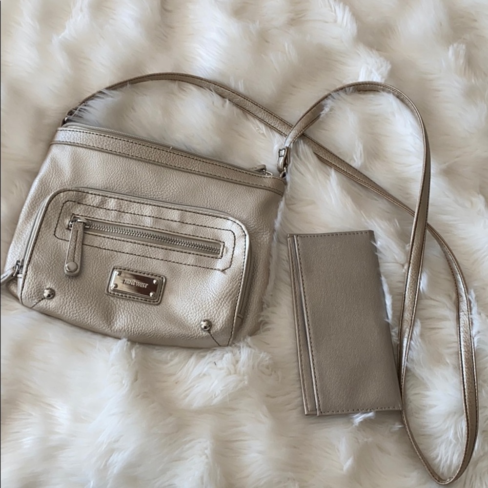 Nine West crossbody purse with wallet